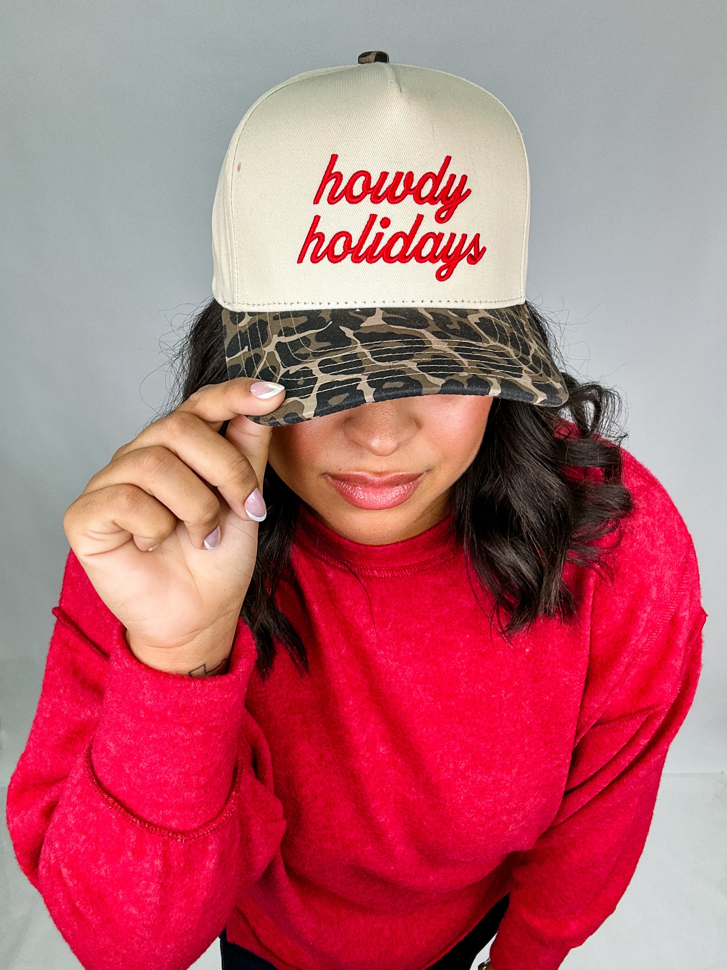 'Howdy Holidays' Embroidered Trucker Hat