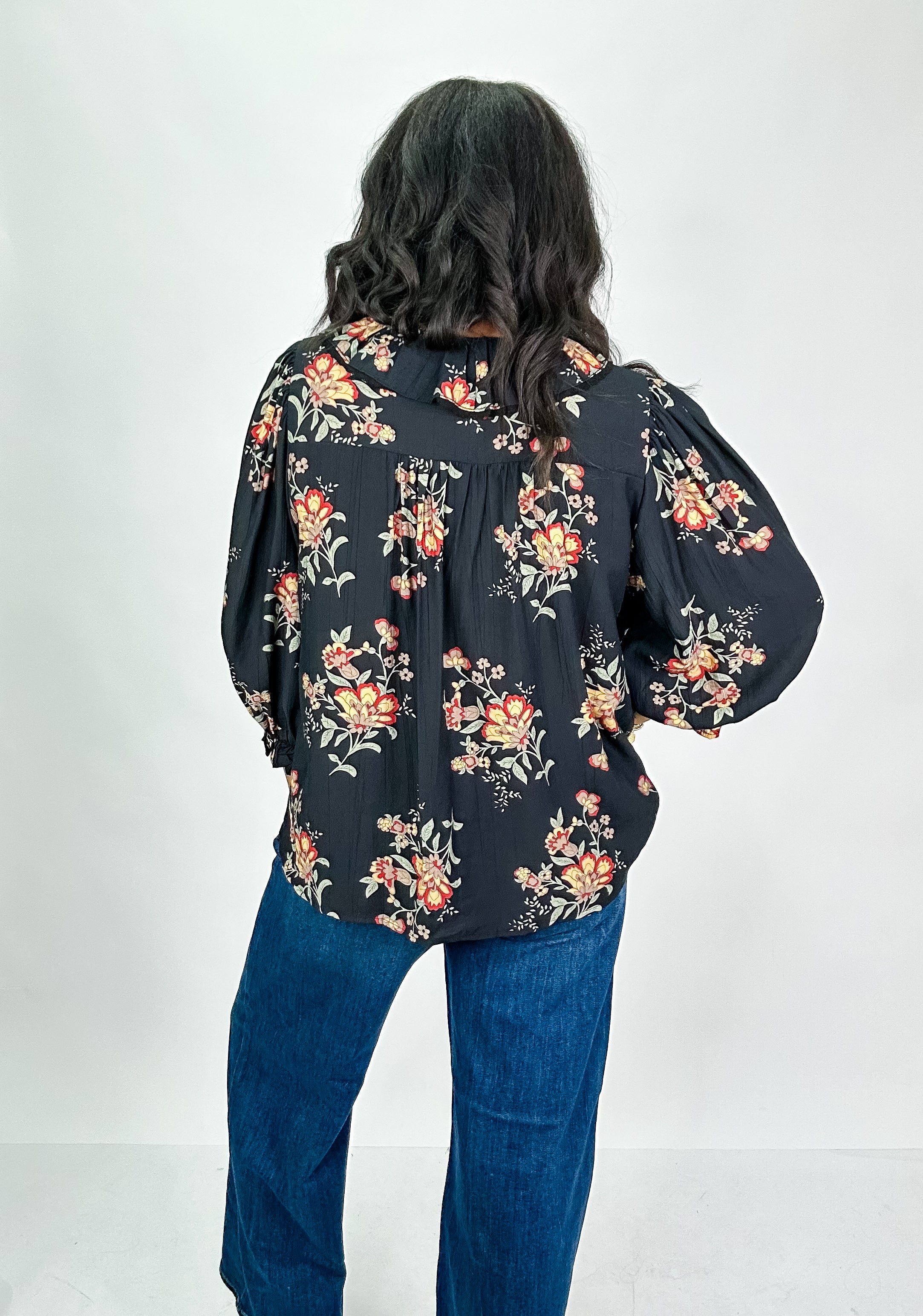Onyx Blooms Top