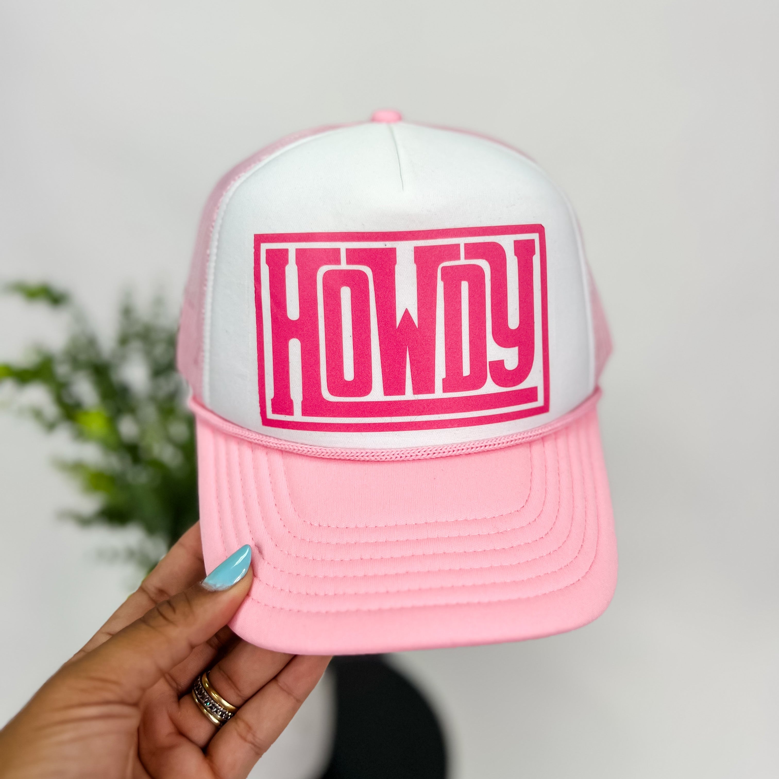 'Howdy' Trucker Hat